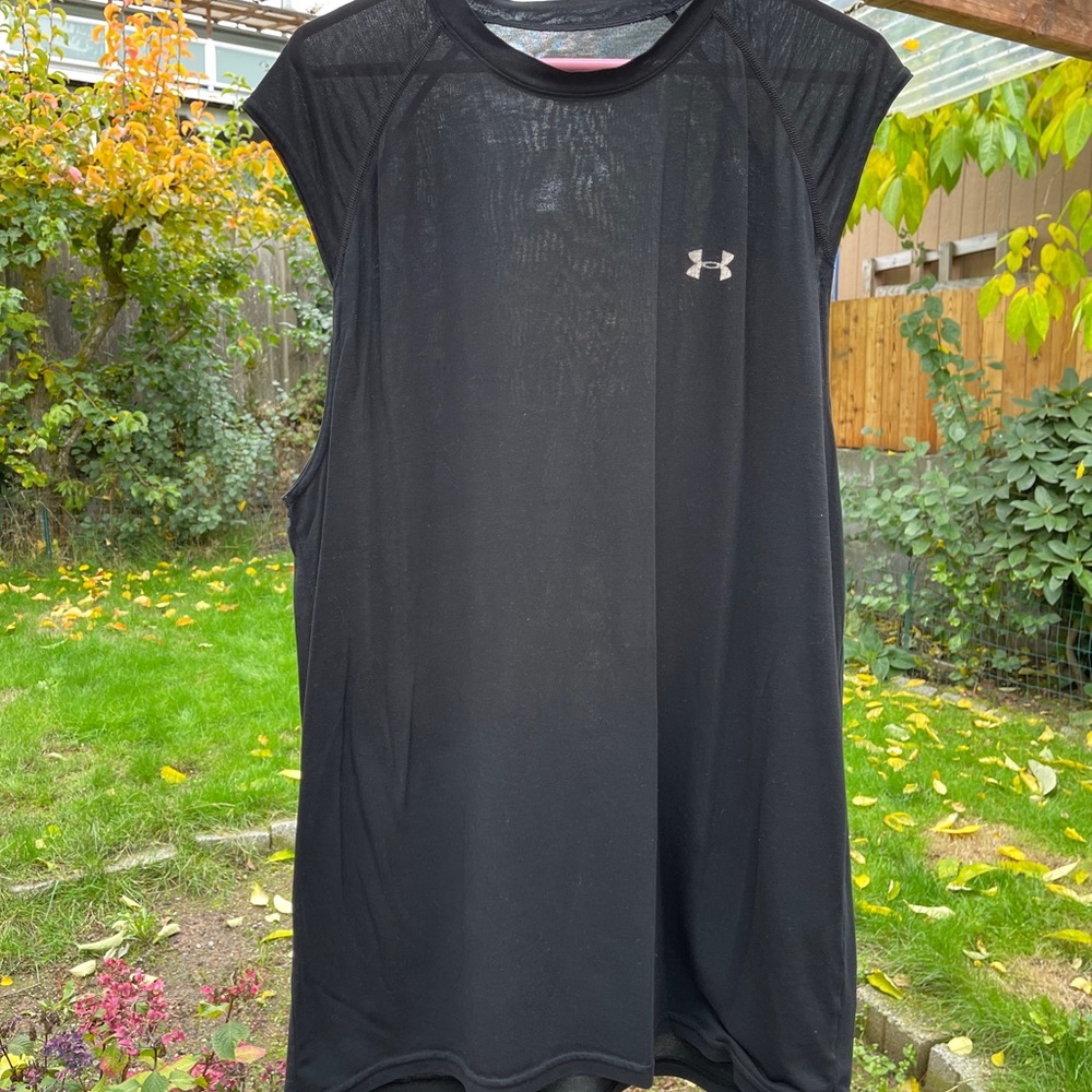 Mens large under armour work out tank